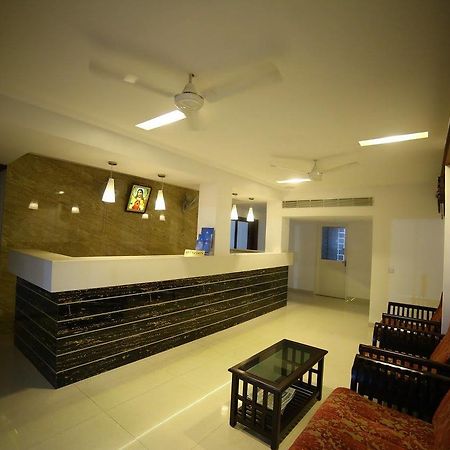 Hotel Captain Fisher Kochi Bagian luar foto